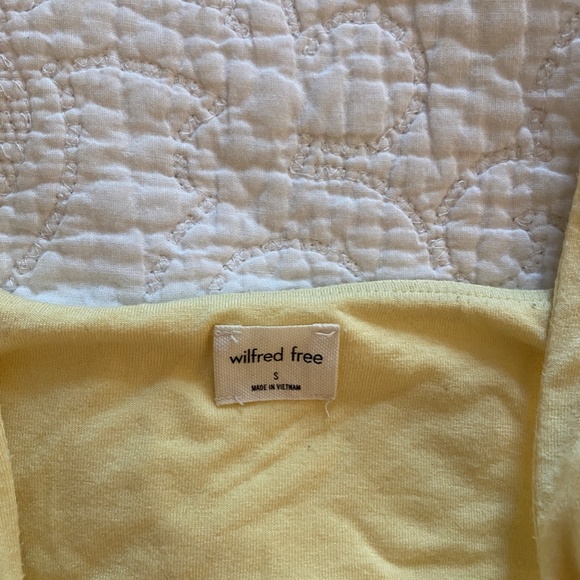 Aritzia Tank Top - Picture 2 of 3